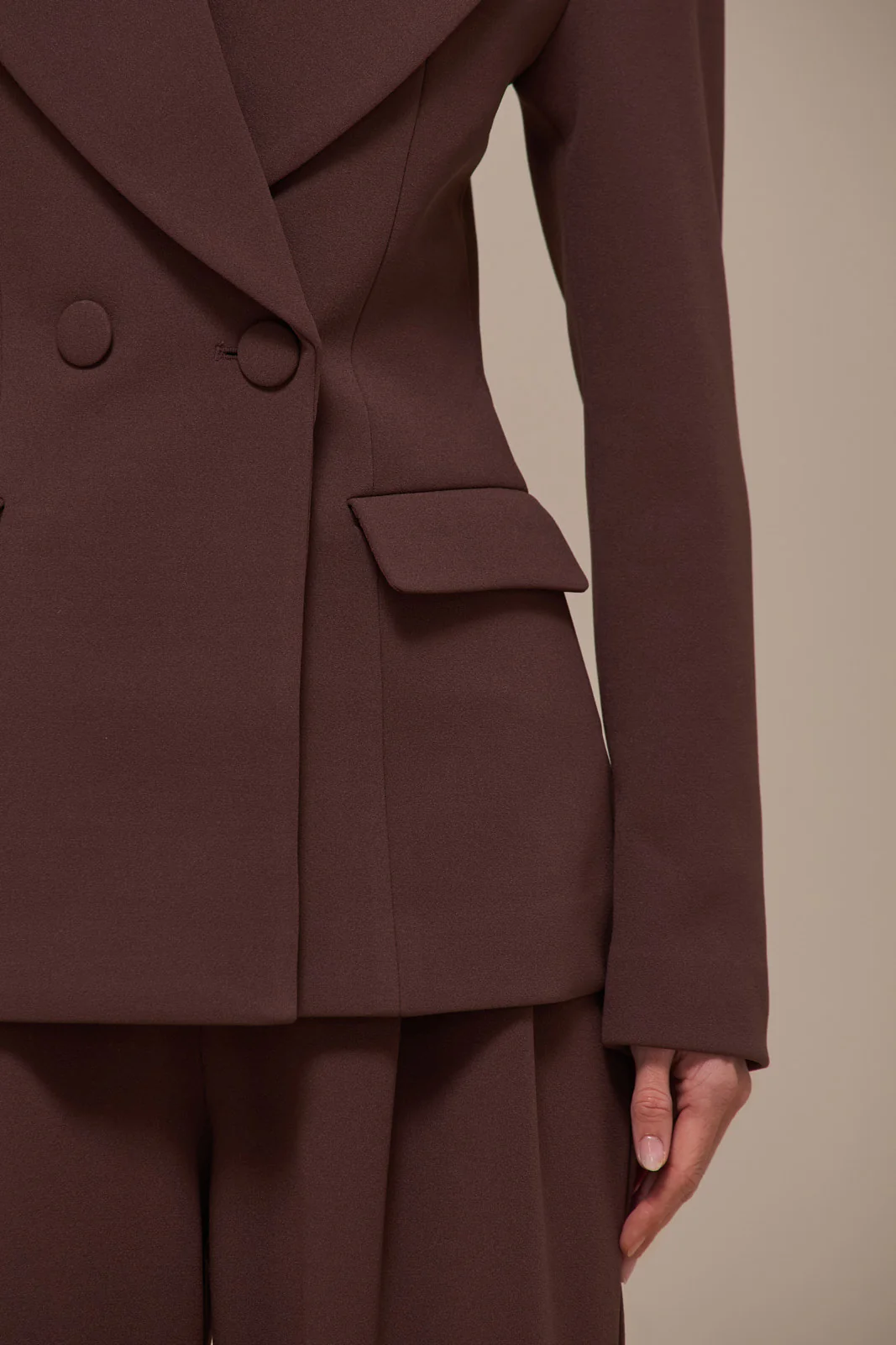 CHARLOTTE DOUBLE BREASTED PADDED SUITING JACKET | CHOCOLATE - Image 6