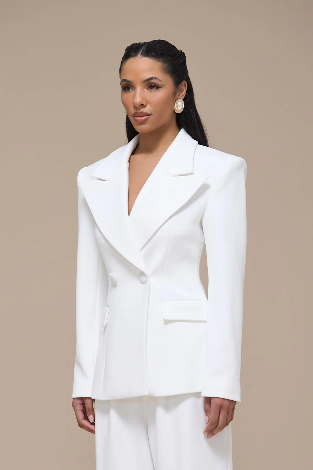 CHARLOTTE DOUBLE BREASTED PADDED SUITING JACKET | WHITE - Image 4