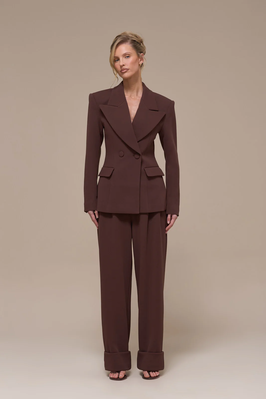 CHARLOTTE HIGH WAIST PLEATED SUITING TROUSERS WITH ADJUSTABLE WAIST | CHOCOLATE - Image 10