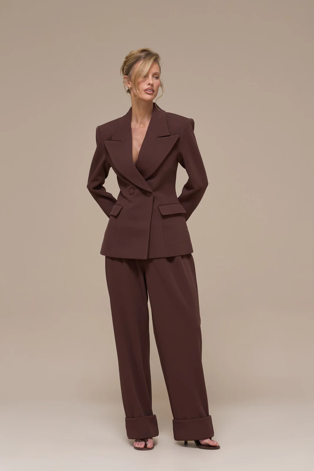 CHARLOTTE HIGH WAIST PLEATED SUITING TROUSERS WITH ADJUSTABLE WAIST | CHOCOLATE - Image 5