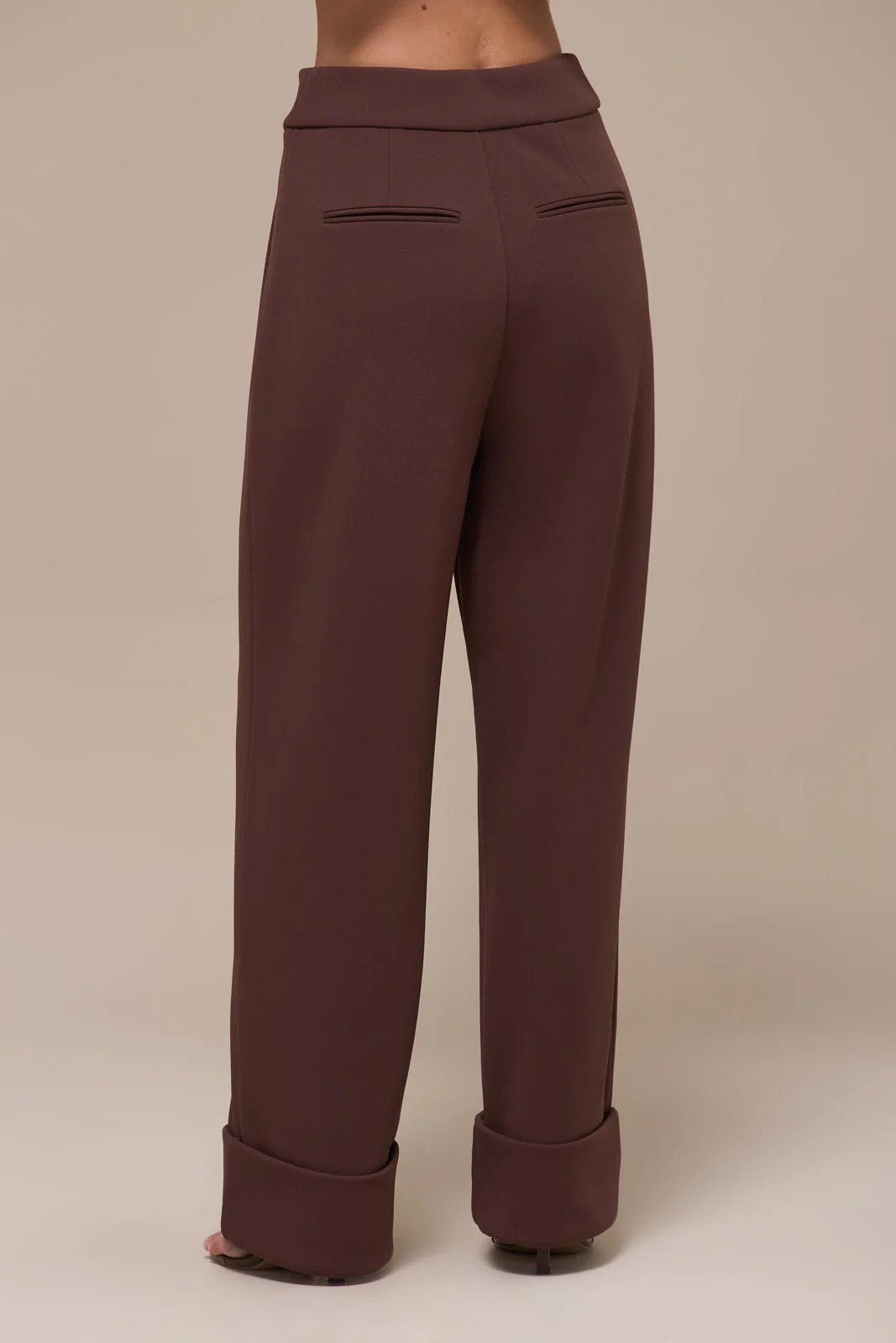 CHARLOTTE HIGH WAIST PLEATED SUITING TROUSERS WITH ADJUSTABLE WAIST | CHOCOLATE - Image 7