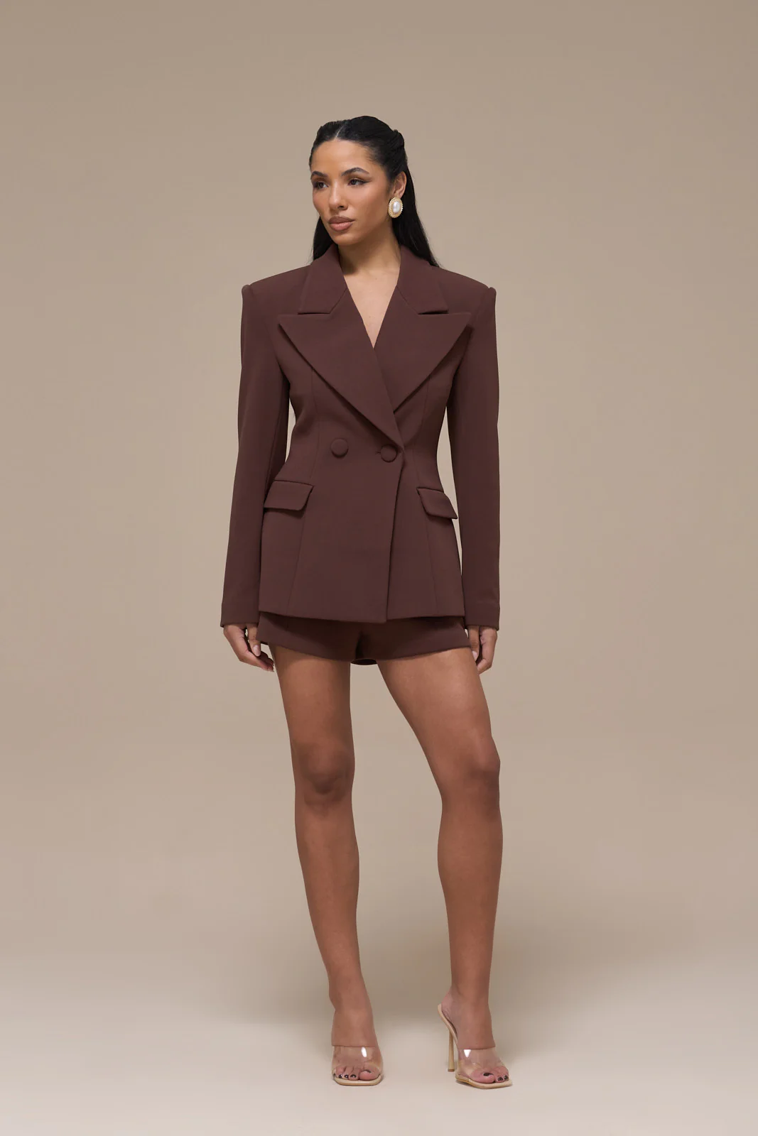 CHARLOTTE MID WAIST SUITING MINI SHORTS WITH ADJUSTABLE WAIST | CHOCOLATE - Image 4