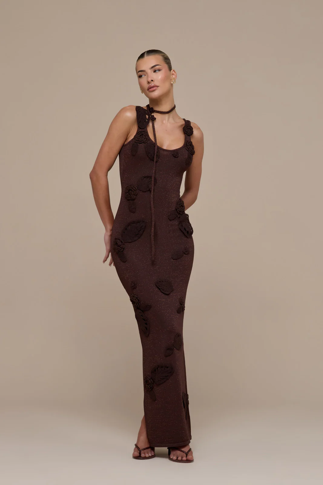EDEN KNITTED MAXI DRESS WITH FLORAL APPLIQUÉ | CHOCOLATE