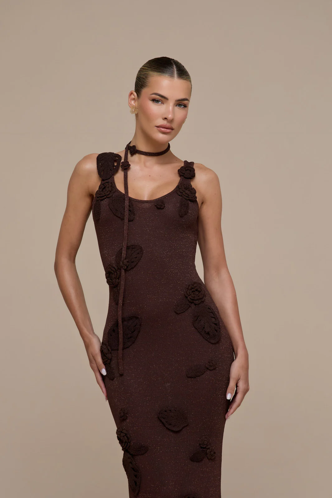 EDEN KNITTED MAXI DRESS WITH FLORAL APPLIQUÉ | CHOCOLATE - Image 11