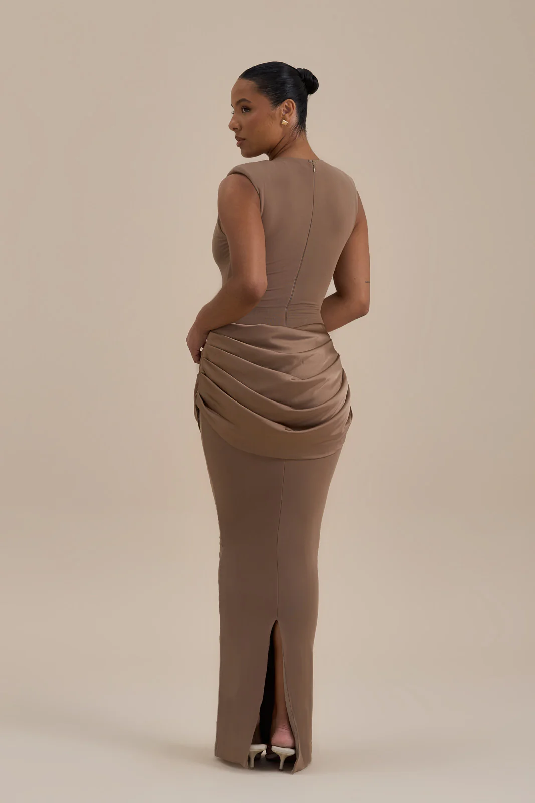 EMAN SLEEVELESS MAXI DRESS WITH SATIN DRAPED WAIST DETAIL | MOCHA MOUSSE - Image 7