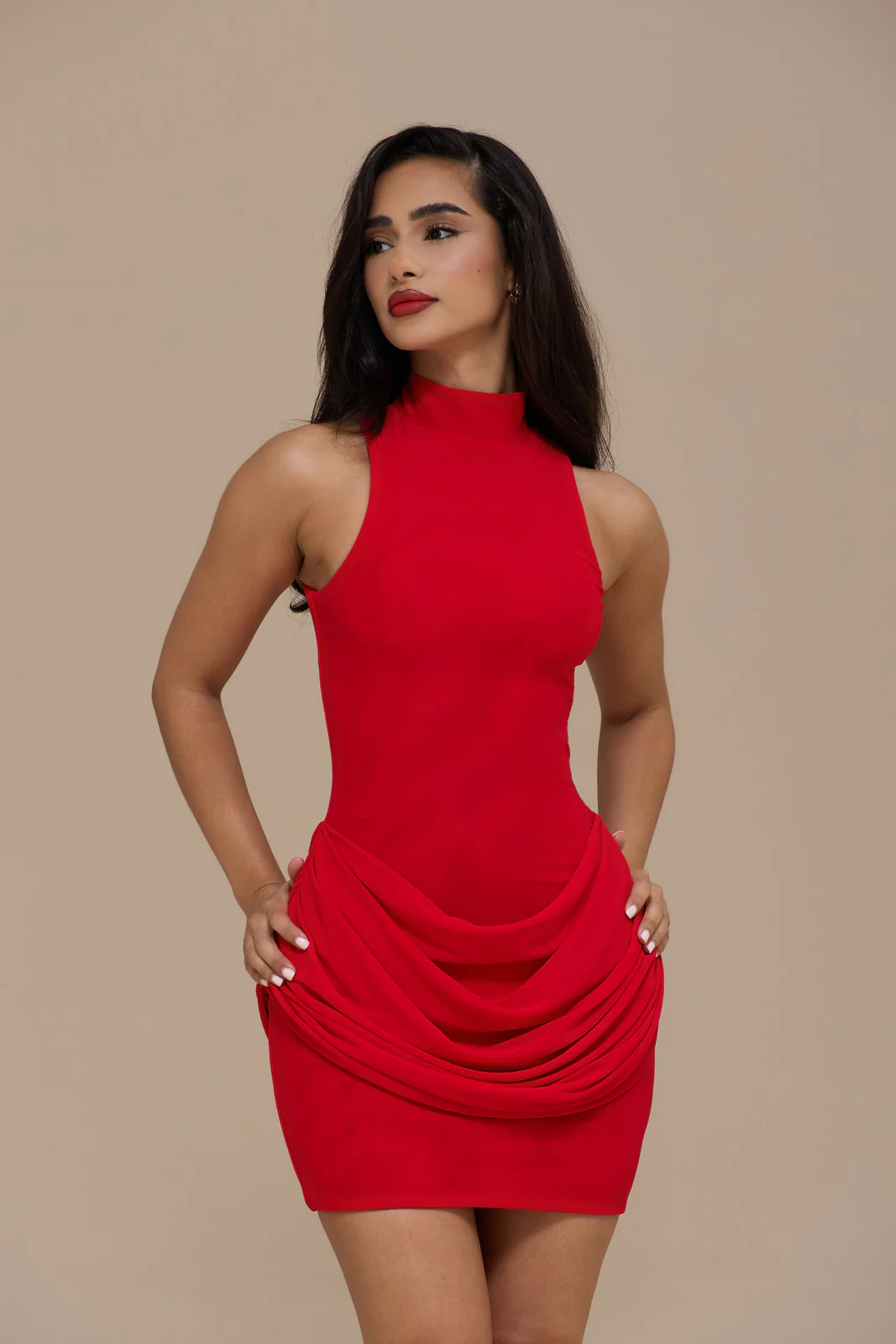 EMILY MINI DRESS WITH DRAPED RUCHED DETAIL | RED - Image 2