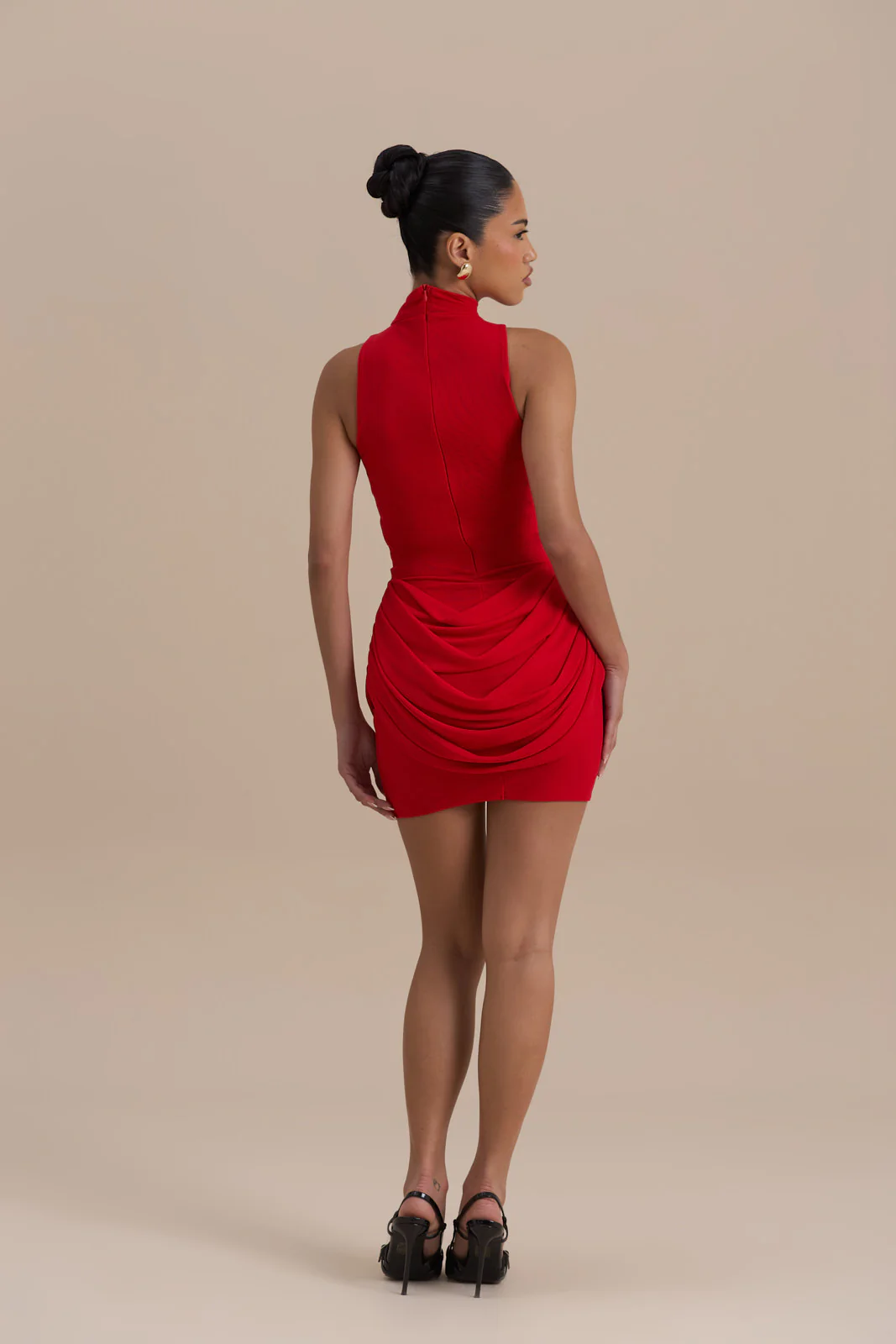 EMILY MINI DRESS WITH DRAPED RUCHED DETAIL | RED - Image 3