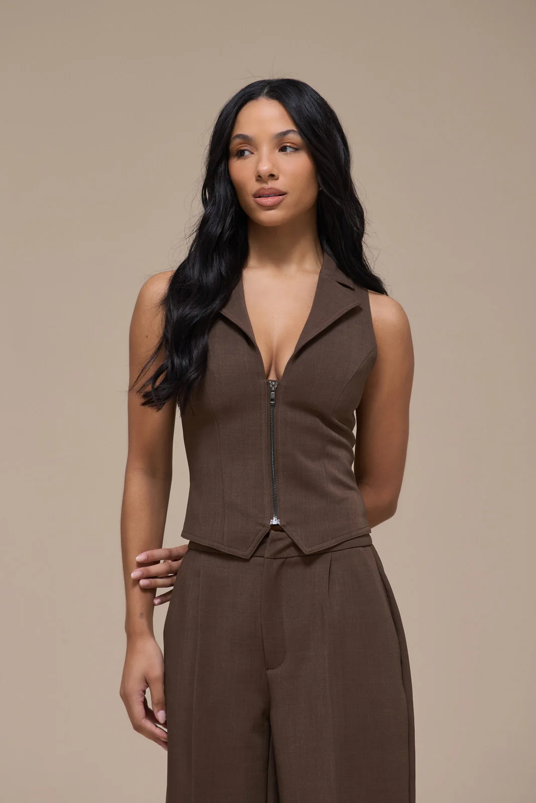 MAEVE SLEEVELESS CORSET TAILORED TOP WITH ZIP | BROWN - Image 4