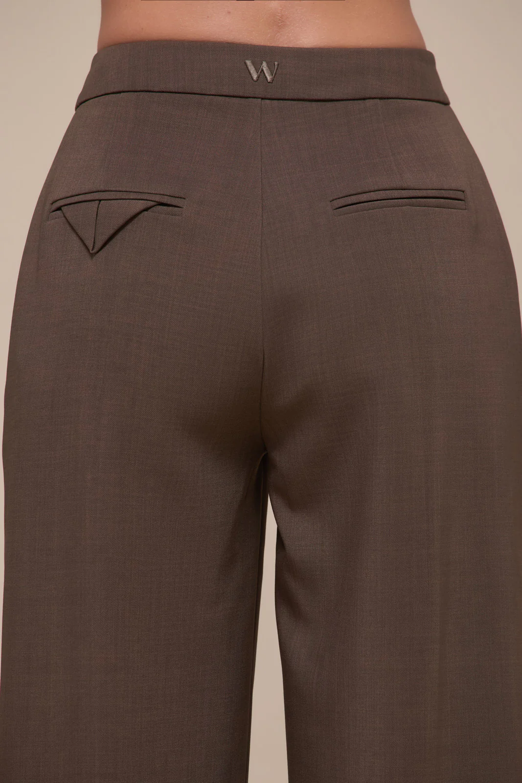 MAEVE TAILORED TROUSERS | BROWN - Image 13