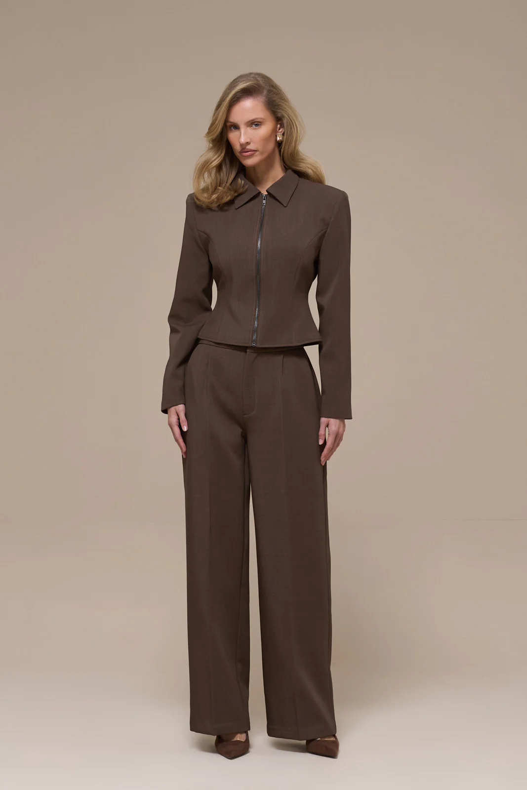 MAEVE TAILORED TROUSERS | BROWN - Image 15