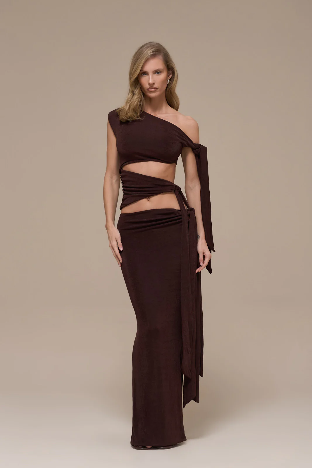 NOA CUT OUT TOP | ESPRESSO - Image 4