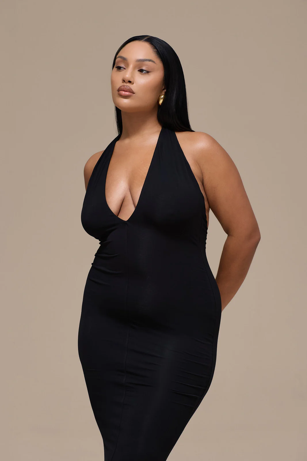 PHE HALTER MAXI DRESS | BLACK - Image 27