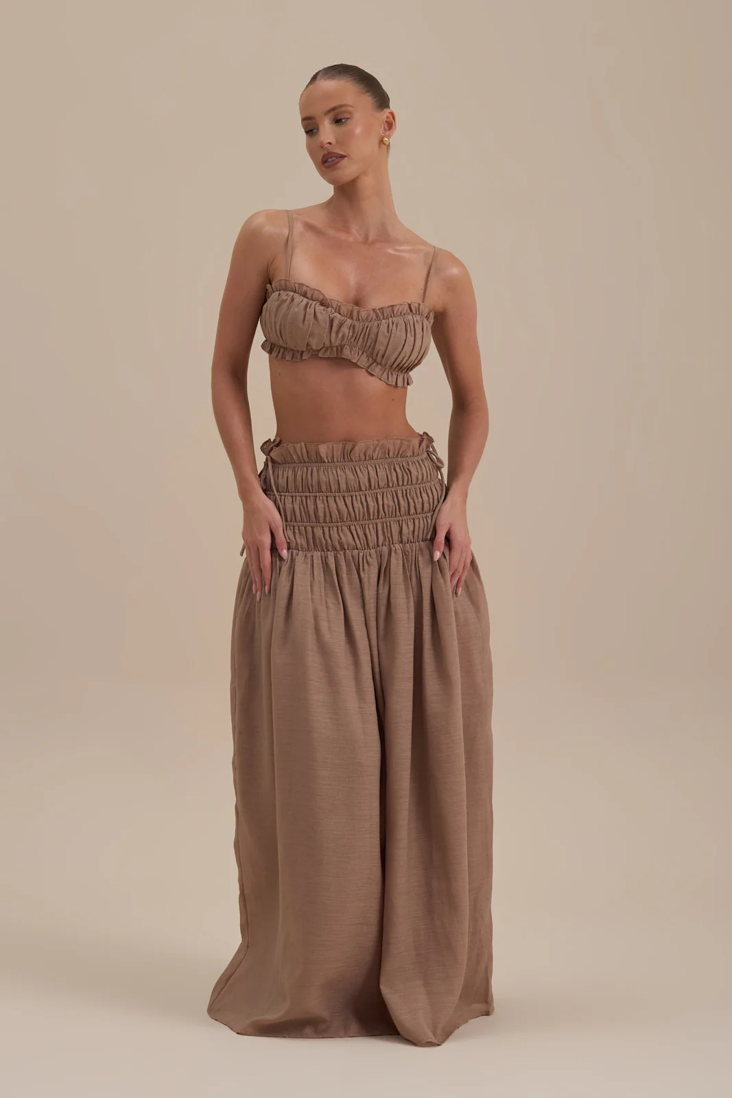 SOULIE SHIRRED WAIST MAXI SKIRT | MOCHA MOUSSE - Image 4