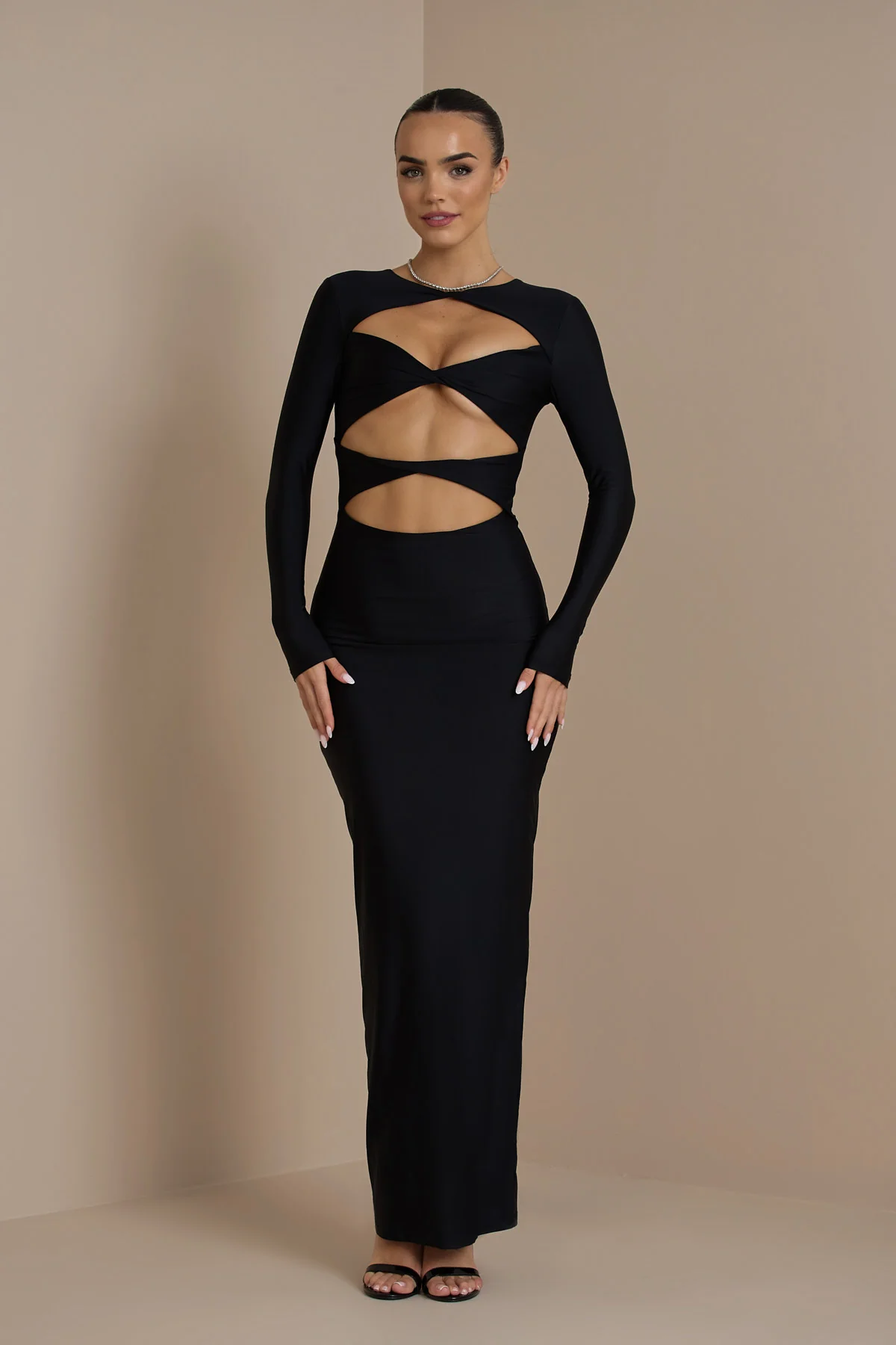 STASSIE MAXI DRESS | BLACK - SALE - Image 3