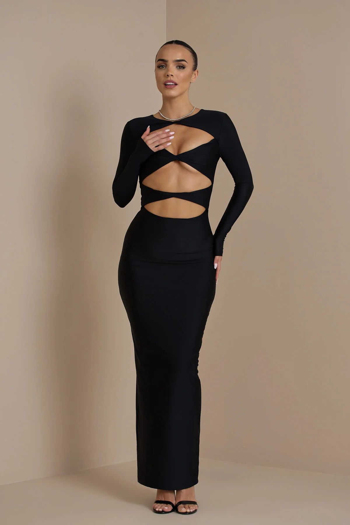 STASSIE MAXI DRESS | BLACK - SALE - Image 4