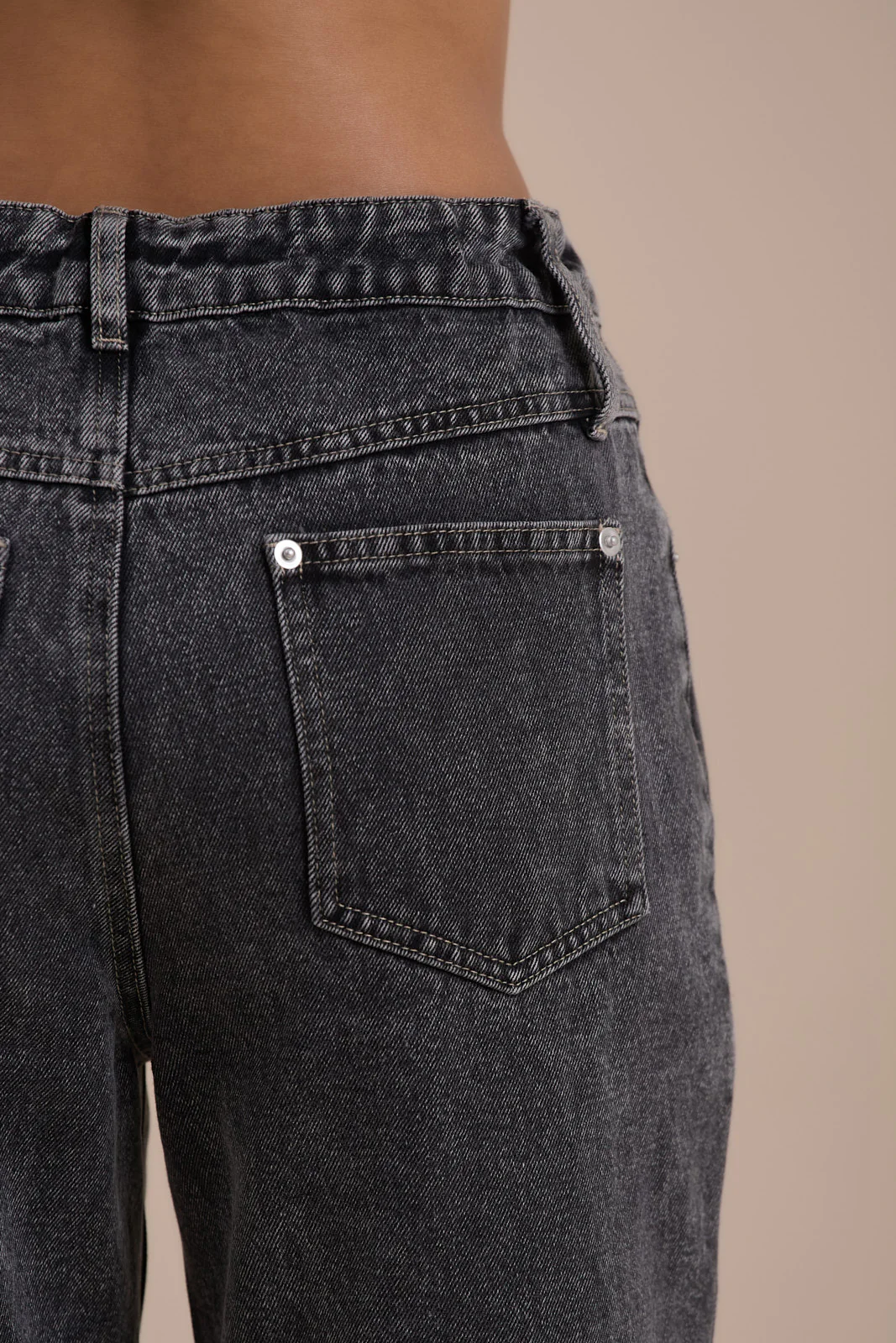 WANDER STRAIGHT LEG JEANS WITH ADJUSTABLE WAIST | DARK WASH DENIM - Image 20